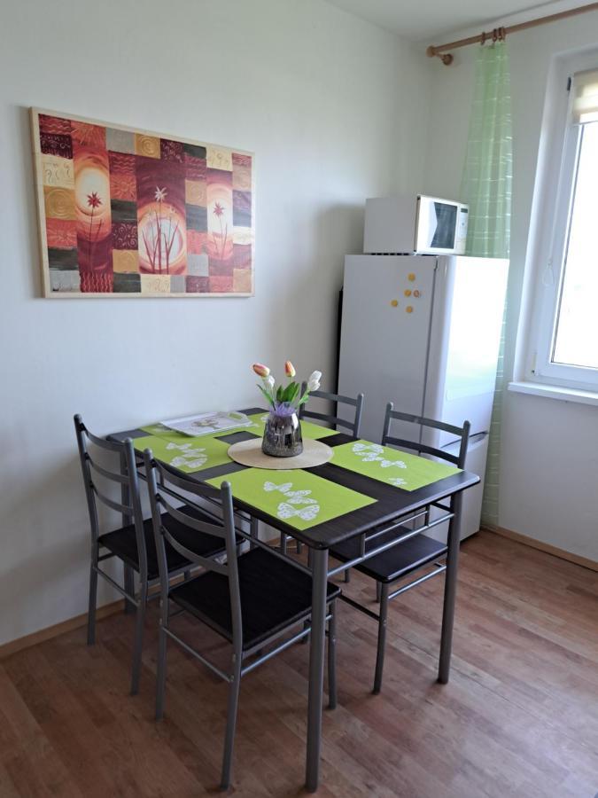 Apartman V Podhuri Krusnych Hor Sokolov Exteriör bild